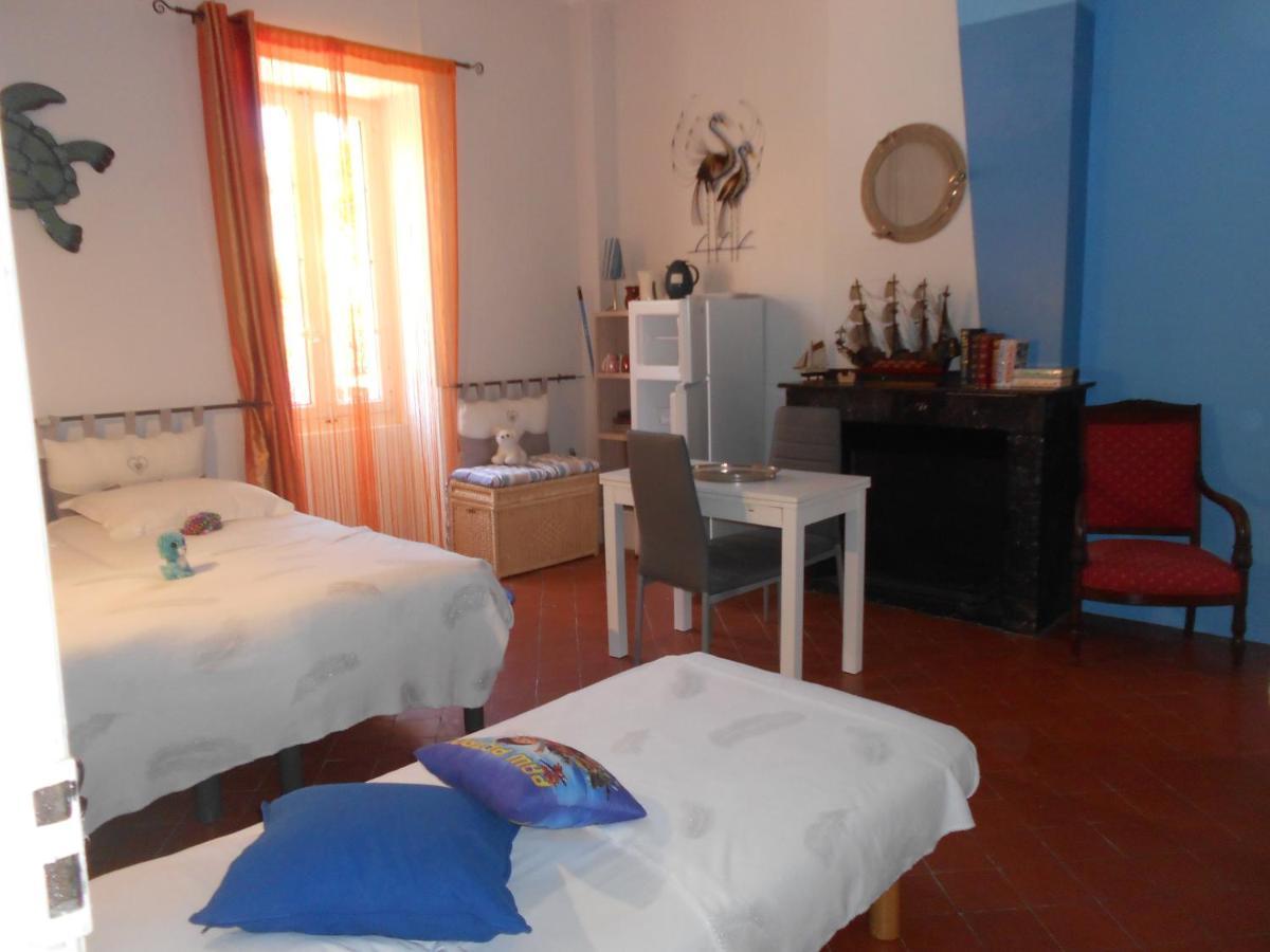 L'Abri Du Vent Bed and Breakfast Fitou Eksteriør billede